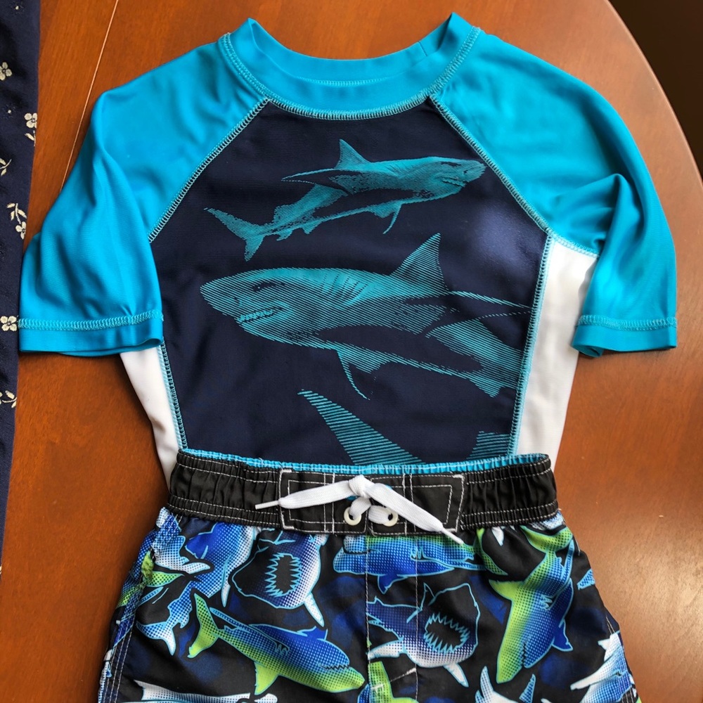 Exertec Swim Trunks & Rash Guard Size S (4/5)